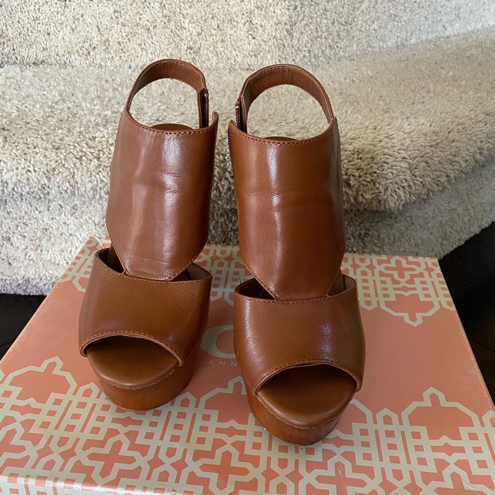 Gianni Bini wedges